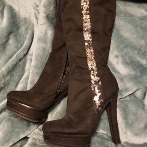 Jennifer Lopez Black Knee High Boots